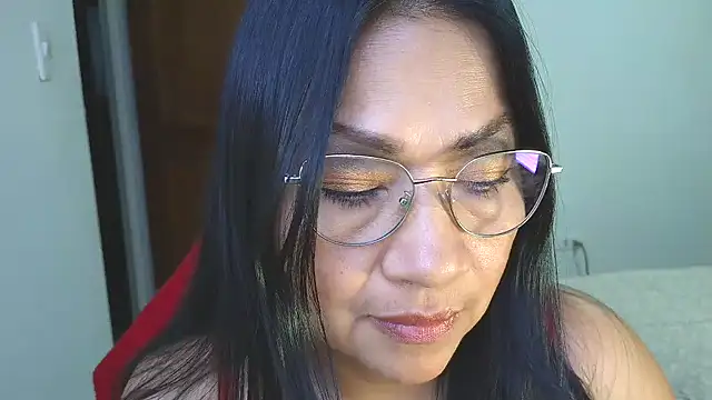 Snapshot of LissafeetHott chatting on 02-13-26, 11:23 LissafeetHott online show from 02-13-26, 11:23