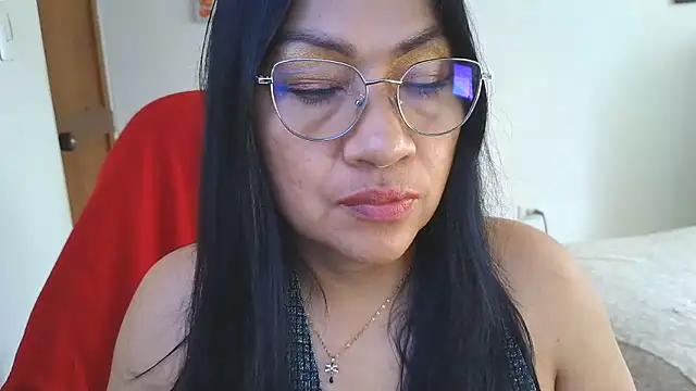 Snapshot of LissafeetHott chatting on 04-05-26, 03:53 LissafeetHott online show from 04-05-26, 03:53