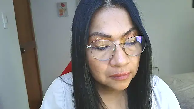 Snapshot of LissafeetHott chatting on 04-11-26, 11:58 LissafeetHott online show from 04-11-26, 11:58