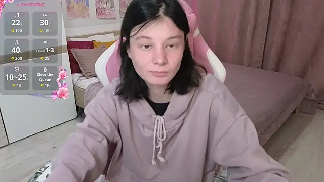 EllinEverly online show from 04-16-26, 09:04