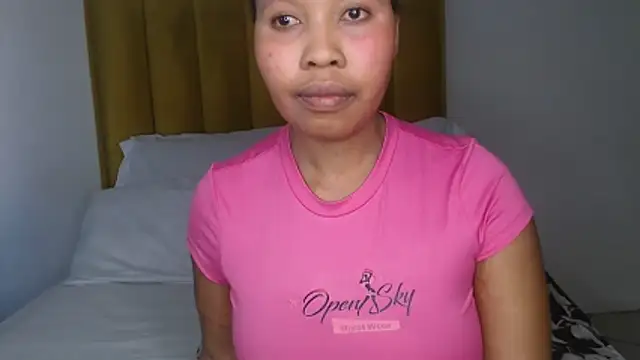 Snapshot of Bella_2025 chatting on 03-11-26, 06:30 Bella 2025 online show from 03-11-26, 06:30