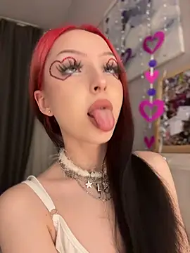 Lina Thornton  online show from 02-15-26, 07:32