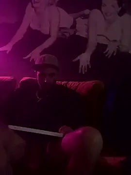 Hothotboyg online show from 01-18-26, 02:59