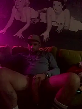 Hothotboyg online show from 01-19-26, 01:04