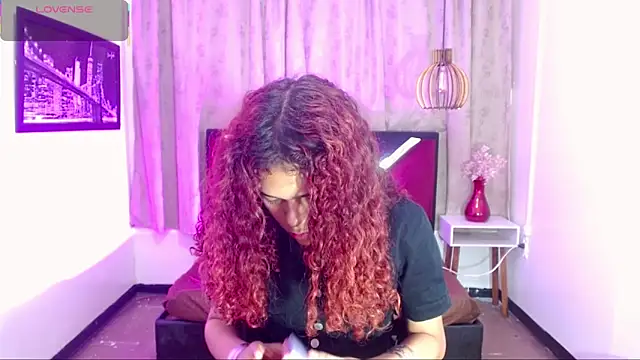 Snapshot of luisa__torres chatting on 06-20-26, 03:20 luisa torres online show from 06-20-26, 03:20