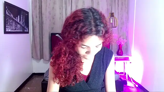 Snapshot of luisa__torres chatting on 06-25-26, 03:17 luisa torres online show from 06-25-26, 03:17