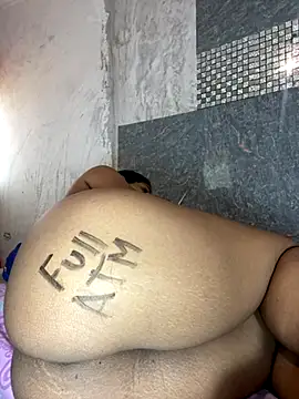 Messy-diana21 online show from 12-05-25, 08:16