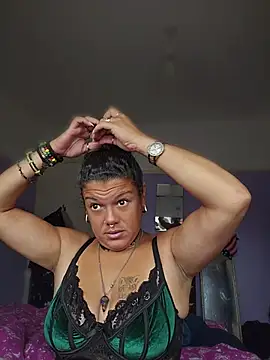 Snapshot of GoddessChantelle chatting on 06-17-26, 08:39 GoddessChantelle online show from 06-17-26, 08:39