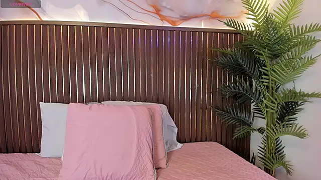 Roxie-NS online show from 03-31-26, 12:16