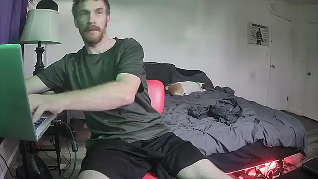 Tiggitytomociti online show from 06-19-26, 01:48