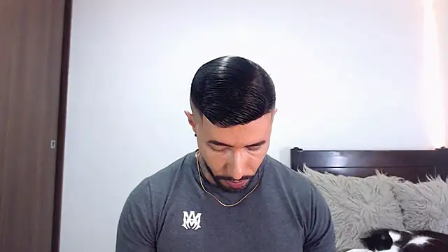 andrea de lucaa online show from 02-02-26, 03:05