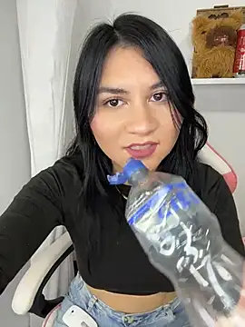 Snapshot of sofi_sweet_7 chatting on 06-30-26, 07:59 sofi sweet 7 online show from 06-30-26, 07:59