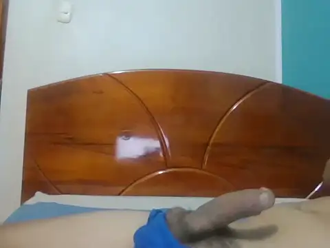 Daniel21921 online show from 05-10-26, 11:43