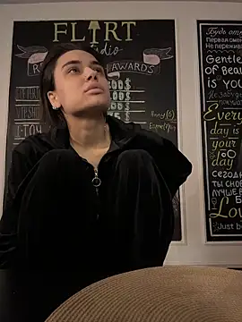 VioletAsh online show from 02-03-26, 06:51