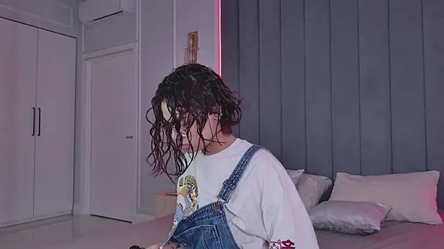 VioletAsh online show from 05-21-26, 04:30