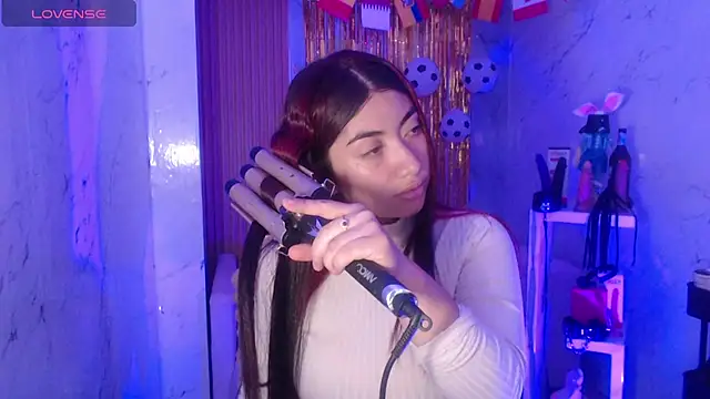 Snapshot of Sophia_tf chatting on 07-18-26, 03:33 Sophia tf online show from 07-18-26, 03:33