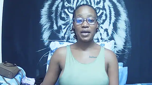 Snapshot of SweetPortableAmber chatting on 03-05-26, 02:46 SweetPortableAmber online show from 03-05-26, 02:46