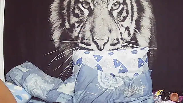 Snapshot of SweetPortableAmber chatting on 03-10-26, 10:59 SweetPortableAmber online show from 03-10-26, 10:59