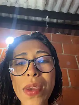 Snapshot of Emma__cumlovee chatting on 05-15-26, 11:17 Emma cumlovee online show from 05-15-26, 11:17