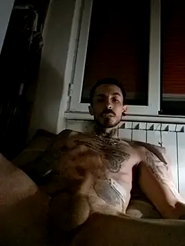 Snapshot of Robe420 chatting on 06-15-26, 02:14 Robe420 online show from 06-15-26, 02:14