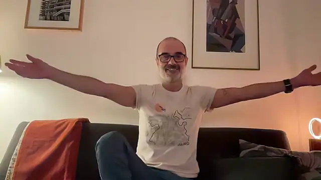 Milkywaymen online show from 12-20-25, 08:38