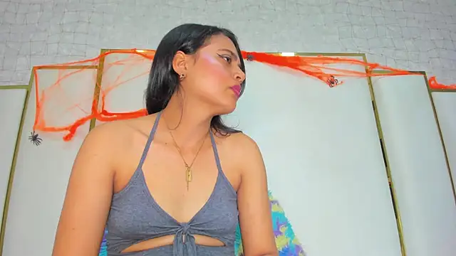 thalia888  online show from 10-28-25, 07:05