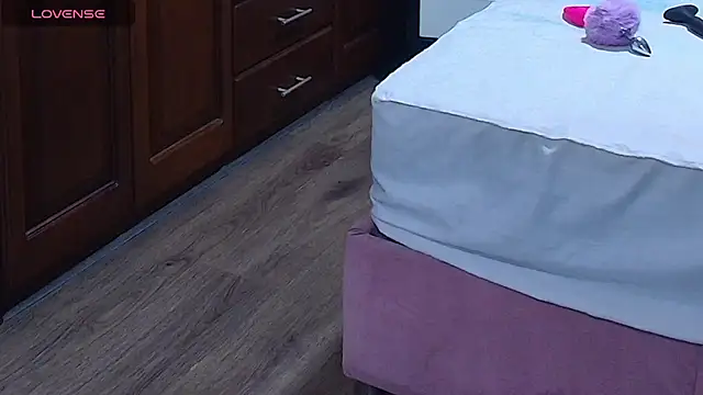 SexyRachel  online show from 01-09-26, 11:57