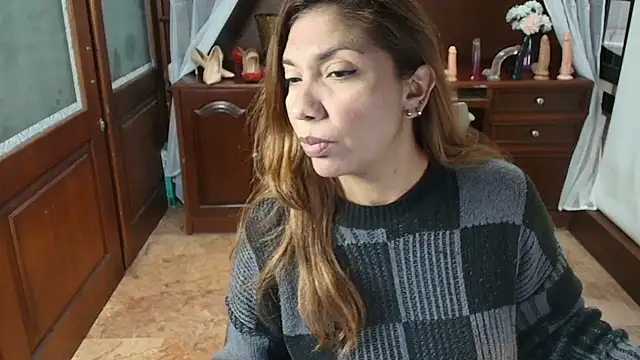 SexyRachel  online show from 05-19-26, 11:49