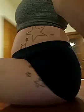 DeziBaby1087 online show from 04-06-26, 07:42