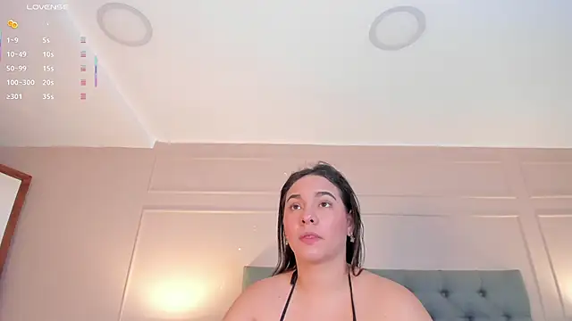 Snapshot of _miss_mia chatting on 04-01-26, 12:28 miss mia online show from 04-01-26, 12:28