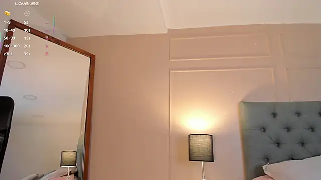 Snapshot of _miss_mia chatting on 04-07-26, 01:00 miss mia online show from 04-07-26, 01:00