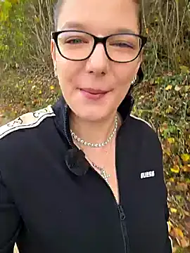Swiss Lady online show from 10-28-25, 02:09