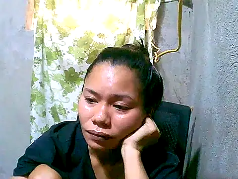 Sweeetgurll online show from 11-28-25, 05:10