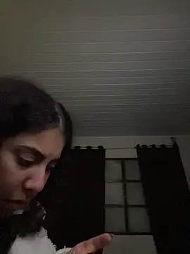 Snapshot of A_maddy chatting on 07-12-26, 02:57 A maddy online show from 07-12-26, 02:57