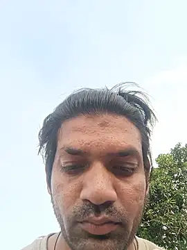 Snapshot of Sonukumar202000 chatting on 07-10-26, 12:41 Sonukumar202000 online show from 07-10-26, 12:41