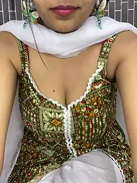 Snapshot of Riya-6969 chatting on 03-16-26, 04:00 Riya-6969 online show from 03-16-26, 04:00