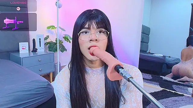 Slenna Moon online show from 03-20-26, 11:53