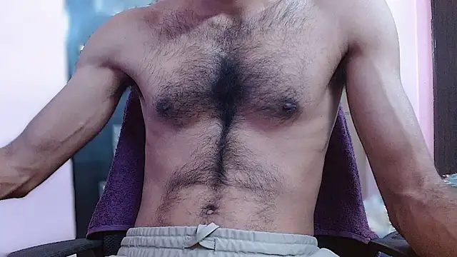 Snapshot of funndudd chatting on 04-16-26, 12:44 funndudd online show from 04-16-26, 12:44