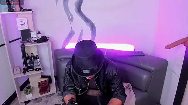 LiamDeep online show from 11-05-25, 08:31