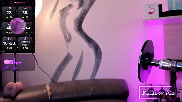 LiamDeep online show from 11-24-25, 08:41