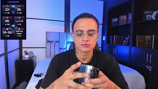 LiamDeep online show from 03-04-26, 08:37