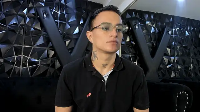 LiamDeep online show from 03-19-26, 08:24