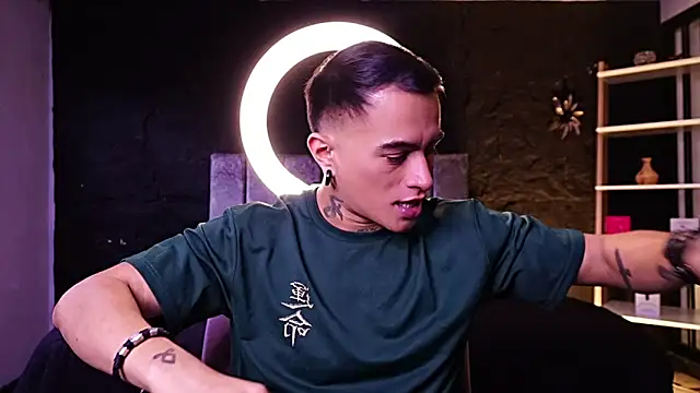 LiamDeep online show from 07-08-26, 08:13