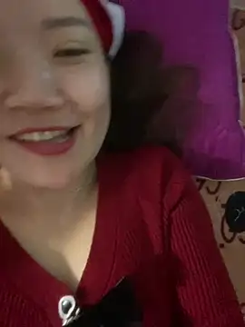 Snapshot of Pyy07 chatting on 02-17-26, 04:53 Pyy07 online show from 02-17-26, 04:53