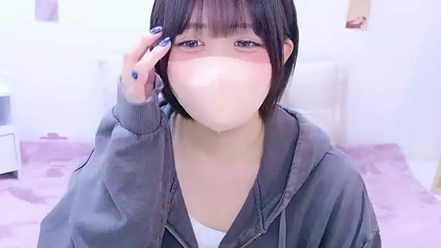 Hinata Sun online show from 05-26-26, 11:28