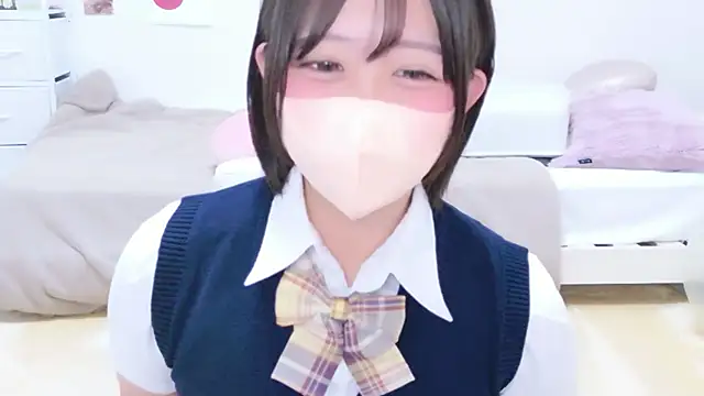 Hinata Sun online show from 06-26-26, 11:58