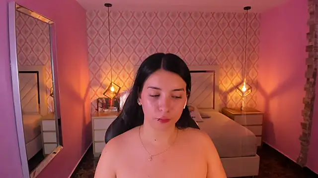 CHRISTY TEIGEN4 online show from 03-13-26, 07:20