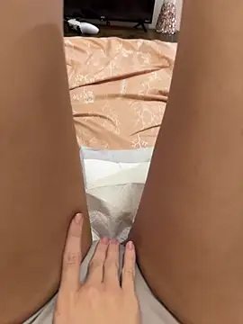 littiekitty online show from 12-22-25, 04:26