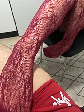 delibiri11 online show from 04-29-26, 10:16