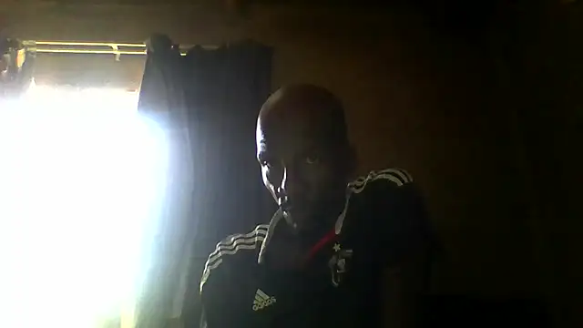 Snapshot of longdickson12345 chatting on 04-18-26, 01:15 longdickson12345 online show from 04-18-26, 01:15
